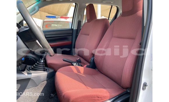 Buy Import Toyota Hilux White Car in Import - Dubai in Abia State Buy Import Toyota Hilux White Car in Import - Dubai in Abia State