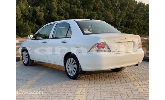 Buy Import Mitsubishi Lancer White Car in Import - Dubai in Abia State Buy Import Mitsubishi Lancer White Car in Import - Dubai in Abia State