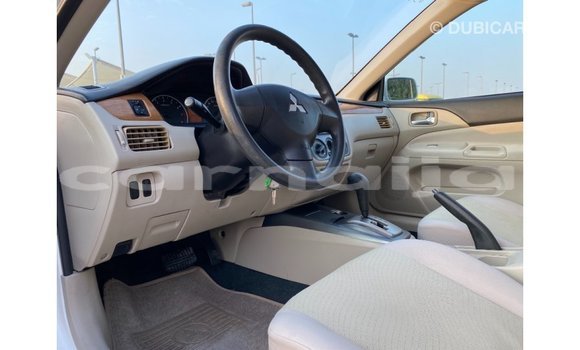 Buy Import Mitsubishi Lancer White Car in Import - Dubai in Abia State Buy Import Mitsubishi Lancer White Car in Import - Dubai in Abia State