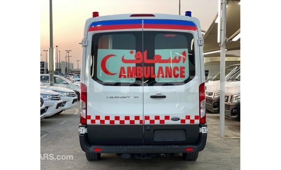 Buy Import Ford Club Wagon White Car in Import - Dubai in Abia State Buy Import Ford Club Wagon White Car in Import - Dubai in Abia State