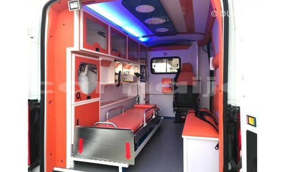 Buy Import Ford Club Wagon White Car in Import - Dubai in Abia State Buy Import Ford Club Wagon White Car in Import - Dubai in Abia State