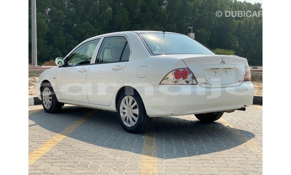 Buy Import Mitsubishi Lancer White Car in Import - Dubai in Abia State Buy Import Mitsubishi Lancer White Car in Import - Dubai in Abia State