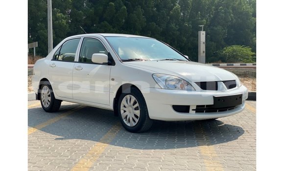 Buy Import Mitsubishi Lancer White Car in Import - Dubai in Abia State Buy Import Mitsubishi Lancer White Car in Import - Dubai in Abia State
