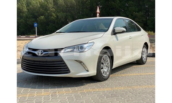 Buy Import Toyota Camry White Car in Import - Dubai in Abia State Buy Import Toyota Camry White Car in Import - Dubai in Abia State