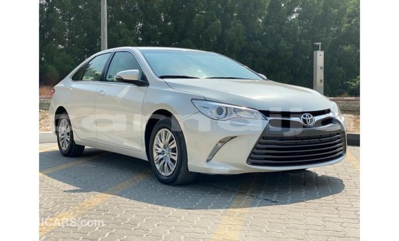 Buy Import Toyota Camry White Car in Import - Dubai in Abia State Buy Import Toyota Camry White Car in Import - Dubai in Abia State