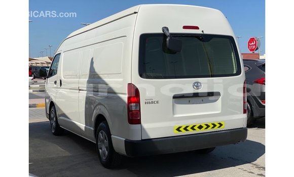 Acheter Import Voiture Toyota Hiace Blanc à Import - Dubai, État d'Abia Acheter Import Voiture Toyota Hiace Blanc à Import - Dubai, État d'Abia