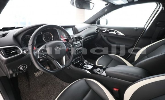 Buy Import Infiniti Q30 White Car in Import - Dubai in Abia State Buy Import Infiniti Q30 White Car in Import - Dubai in Abia State