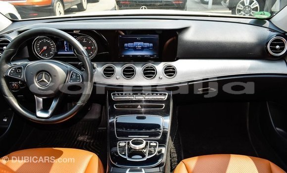 Buy Import Mercedes-Benz 190 Beige Car in Import - Dubai in Abia State Buy Import Mercedes-Benz 190 Beige Car in Import - Dubai in Abia State