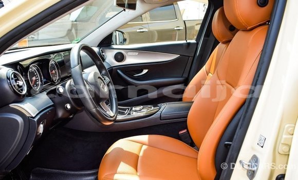 Buy Import Mercedes-Benz 190 Beige Car in Import - Dubai in Abia State Buy Import Mercedes-Benz 190 Beige Car in Import - Dubai in Abia State