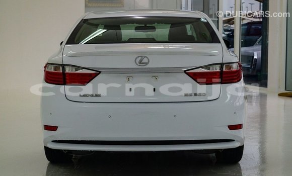 Buy Import Lexus ES White Car in Import - Dubai in Abia State Buy Import Lexus ES White Car in Import - Dubai in Abia State