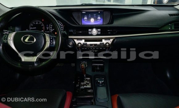 Buy Import Lexus ES White Car in Import - Dubai in Abia State Buy Import Lexus ES White Car in Import - Dubai in Abia State