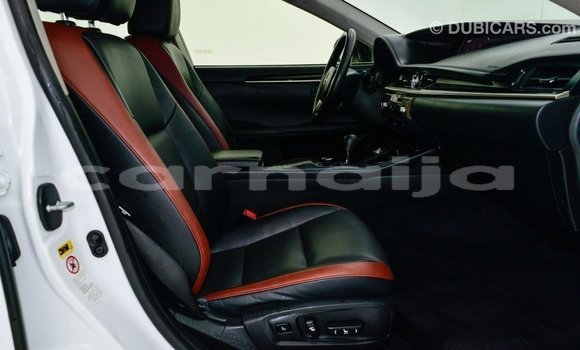 Buy Import Lexus ES White Car in Import - Dubai in Abia State Buy Import Lexus ES White Car in Import - Dubai in Abia State