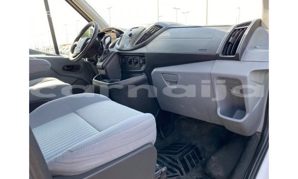 Buy Import Ford Club Wagon White Car in Import - Dubai in Abia State Buy Import Ford Club Wagon White Car in Import - Dubai in Abia State