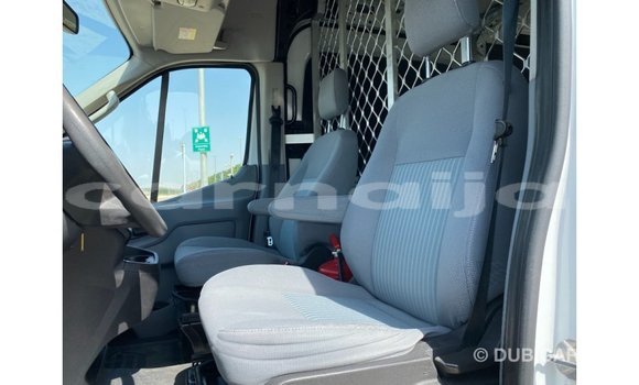 Buy Import Ford Club Wagon White Car in Import - Dubai in Abia State Buy Import Ford Club Wagon White Car in Import - Dubai in Abia State