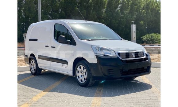 Acheter Import Voiture Peugeot 604 Blanc à Import - Dubai, État d'Abia Acheter Import Voiture Peugeot 604 Blanc à Import - Dubai, État d'Abia