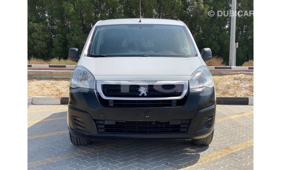 Acheter Import Voiture Peugeot 604 Blanc à Import - Dubai, État d'Abia Acheter Import Voiture Peugeot 604 Blanc à Import - Dubai, État d'Abia