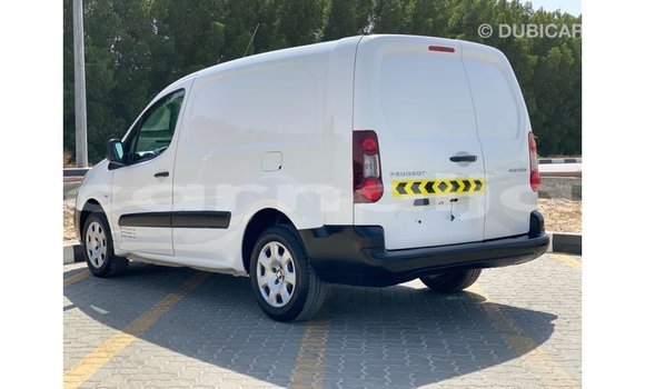 Acheter Import Voiture Peugeot 604 Blanc à Import - Dubai, État d'Abia Acheter Import Voiture Peugeot 604 Blanc à Import - Dubai, État d'Abia