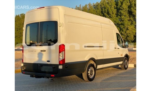 Buy Import Ford Club Wagon White Car in Import - Dubai in Abia State Buy Import Ford Club Wagon White Car in Import - Dubai in Abia State