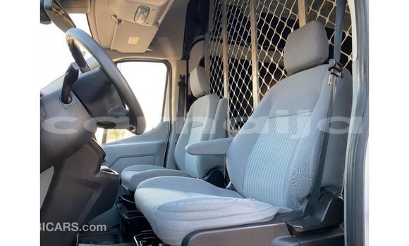 Buy Import Ford Club Wagon White Car in Import - Dubai in Abia State Buy Import Ford Club Wagon White Car in Import - Dubai in Abia State