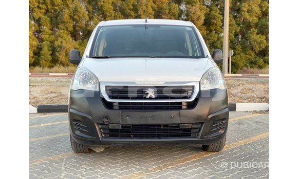 Acheter Import Voiture Peugeot Partner Blanc à Import - Dubai, État d'Abia Acheter Import Voiture Peugeot Partner Blanc à Import - Dubai, État d'Abia