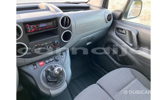 Acheter Import Voiture Peugeot Partner Blanc à Import - Dubai, État d'Abia Acheter Import Voiture Peugeot Partner Blanc à Import - Dubai, État d'Abia