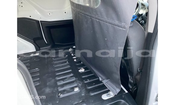 Acheter Import Voiture Peugeot Partner Blanc à Import - Dubai, État d'Abia Acheter Import Voiture Peugeot Partner Blanc à Import - Dubai, État d'Abia