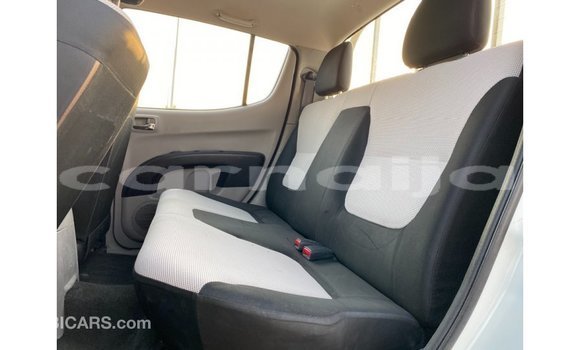 Buy Import Mitsubishi L200 White Car in Import - Dubai in Abia State Buy Import Mitsubishi L200 White Car in Import - Dubai in Abia State