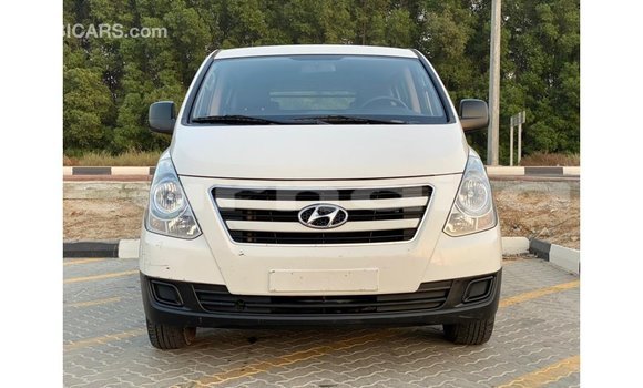 Buy Import Hyundai Accent White Car in Import - Dubai in Abia State Buy Import Hyundai Accent White Car in Import - Dubai in Abia State