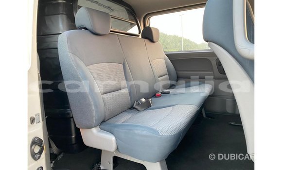 Buy Import Hyundai Accent White Car in Import - Dubai in Abia State Buy Import Hyundai Accent White Car in Import - Dubai in Abia State