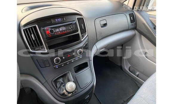 Buy Import Hyundai Accent White Car in Import - Dubai in Abia State Buy Import Hyundai Accent White Car in Import - Dubai in Abia State