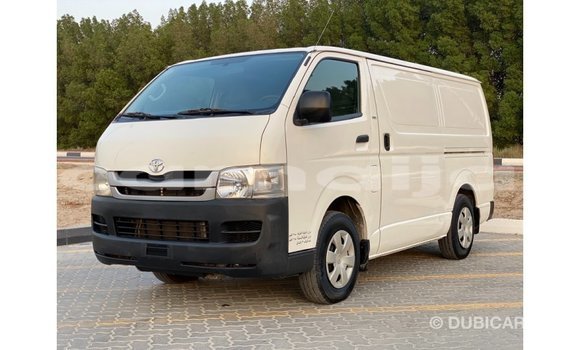 Buy Import Toyota Hiace White Car in Import - Dubai in Abia State Buy Import Toyota Hiace White Car in Import - Dubai in Abia State