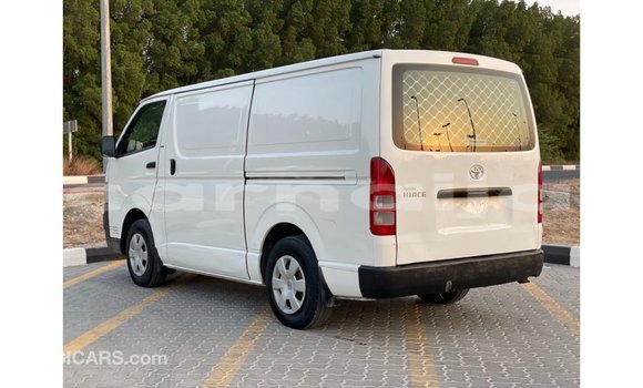 Buy Import Toyota Hiace White Car in Import - Dubai in Abia State Buy Import Toyota Hiace White Car in Import - Dubai in Abia State