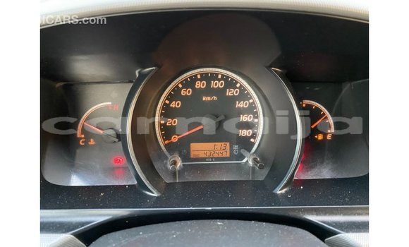 Buy Import Toyota Hiace White Car in Import - Dubai in Abia State Buy Import Toyota Hiace White Car in Import - Dubai in Abia State