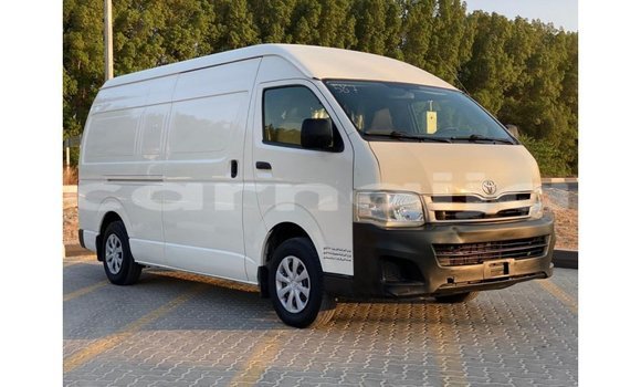 Buy Import Toyota Hiace White Car in Import - Dubai in Abia State Buy Import Toyota Hiace White Car in Import - Dubai in Abia State