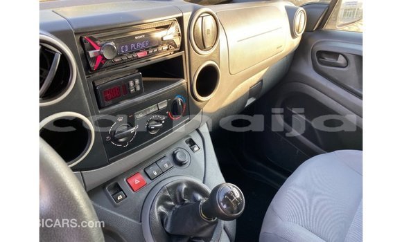 Buy Import Peugeot Partner White Car in Import - Dubai in Abia State Buy Import Peugeot Partner White Car in Import - Dubai in Abia State