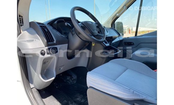 Acheter Import Voiture Ford Club Wagon Blanc à Import - Dubai, État d'Abia Acheter Import Voiture Ford Club Wagon Blanc à Import - Dubai, État d'Abia