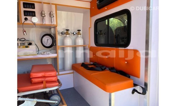 Buy Import Nissan Urvan White Car in Import - Dubai in Abia State Buy Import Nissan Urvan White Car in Import - Dubai in Abia State