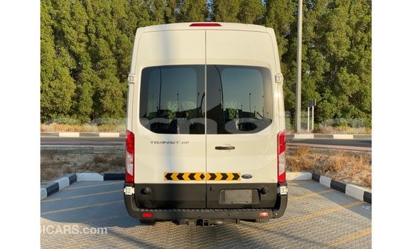 Buy Import Ford Club Wagon White Car in Import - Dubai in Abia State Buy Import Ford Club Wagon White Car in Import - Dubai in Abia State