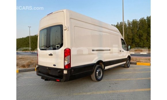 Buy Import Ford Club Wagon White Car in Import - Dubai in Abia State Buy Import Ford Club Wagon White Car in Import - Dubai in Abia State