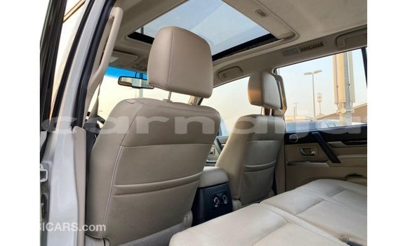Buy Import Mitsubishi Pajero White Car in Import - Dubai in Abia State Buy Import Mitsubishi Pajero White Car in Import - Dubai in Abia State