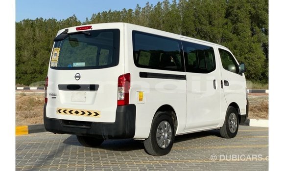 Acheter Import Voiture Nissan Urvan Blanc à Import - Dubai, État d'Abia Acheter Import Voiture Nissan Urvan Blanc à Import - Dubai, État d'Abia