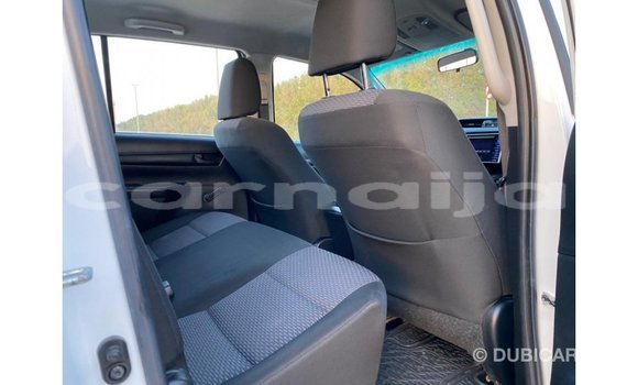 Buy Import Toyota Hilux White Car in Import - Dubai in Abia State Buy Import Toyota Hilux White Car in Import - Dubai in Abia State