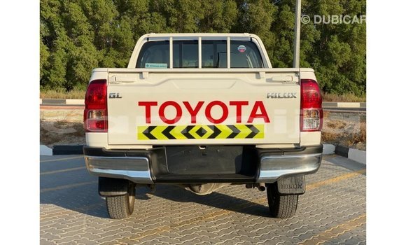Buy Import Toyota Hilux White Car in Import - Dubai in Abia State Buy Import Toyota Hilux White Car in Import - Dubai in Abia State