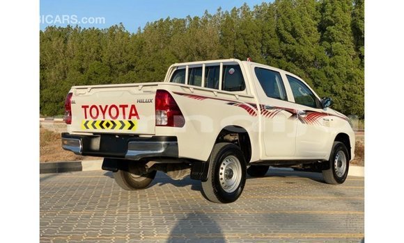 Buy Import Toyota Hilux White Car in Import - Dubai in Abia State Buy Import Toyota Hilux White Car in Import - Dubai in Abia State