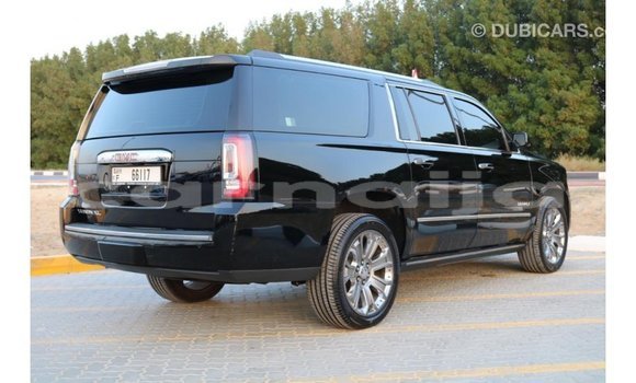 Acheter Import Voiture GMC Yukon Noir à Import - Dubai, État d'Abia Acheter Import Voiture GMC Yukon Noir à Import - Dubai, État d'Abia