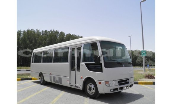 Buy Import Mitsubishi L400 White Truck in Import - Dubai in Abia State