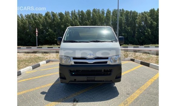 Acheter Import Voiture Toyota Hiace Blanc à Import - Dubai, État d'Abia Acheter Import Voiture Toyota Hiace Blanc à Import - Dubai, État d'Abia