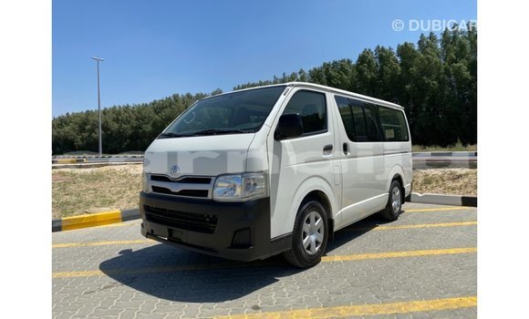 Acheter Import Voiture Toyota Hiace Blanc à Import - Dubai, État d'Abia Acheter Import Voiture Toyota Hiace Blanc à Import - Dubai, État d'Abia