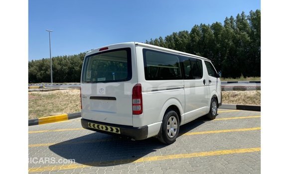 Acheter Import Voiture Toyota Hiace Blanc à Import - Dubai, État d'Abia Acheter Import Voiture Toyota Hiace Blanc à Import - Dubai, État d'Abia
