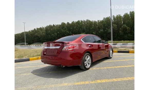 Acheter Import Voiture Nissan Altima Rouge à Import - Dubai, État d'Abia Acheter Import Voiture Nissan Altima Rouge à Import - Dubai, État d'Abia